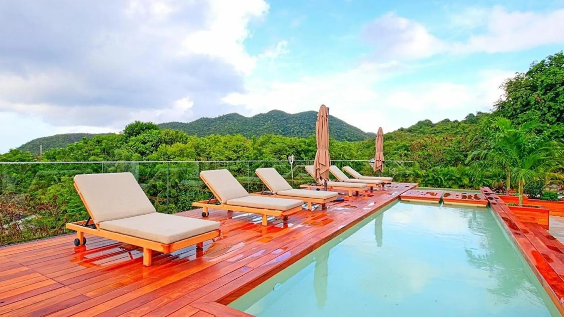 Daire Appartement De Luxe Avec Piscine Et Vue Mer - Fr-1-734-71 Marigot  Sint Maarten